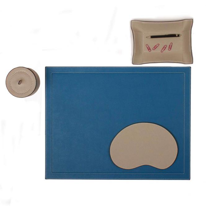 Giobagnara Schreibtischunterlage lederbezogen cobalt blau - mit einer Lederablage Jack einem Mouse Pad und der Lederbox Harris in Stone von der Marke Giobagnara dekoriert Schreibtischauflage, cobalt blau