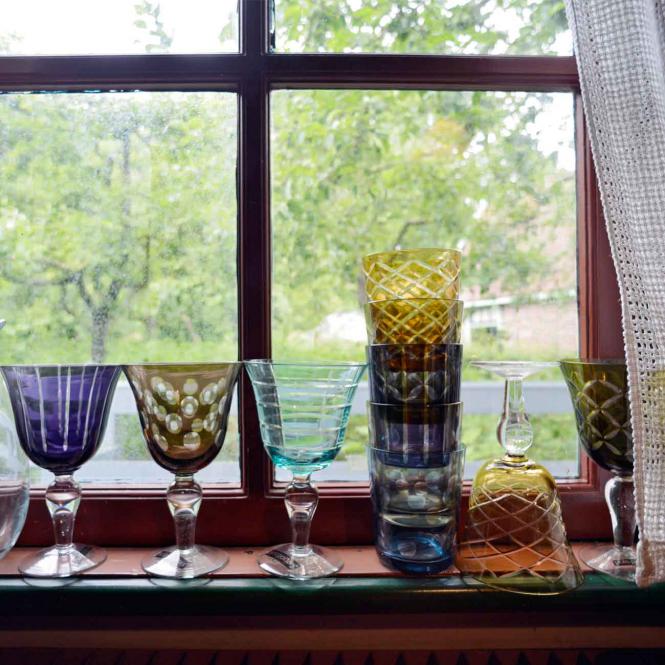 Die Weingläser mit Schliff Multicolour sind auf jeder Tafel ein wahrer Farbtupfer Weingläserset mit Schliff Multicolour