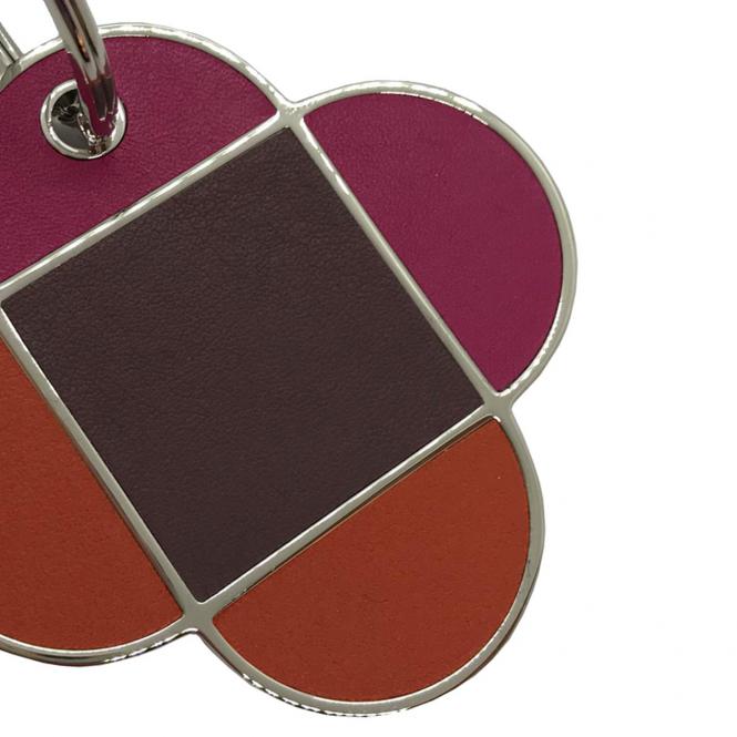 Giobagnara Schlüsselring Inizio Double Heart aus Leder braun - Detailansicht Leder Schlüsselanhänger Inizio Double Heart, braun
